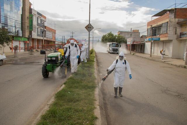 Intensifican trabajo de fumigación y desinfección en la ciudad de Tarija