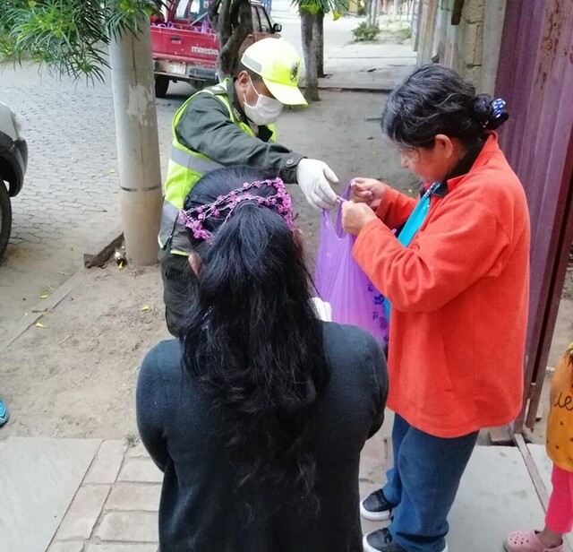 Olla común y campañas solidarias, la cuarentena ablanda corazones