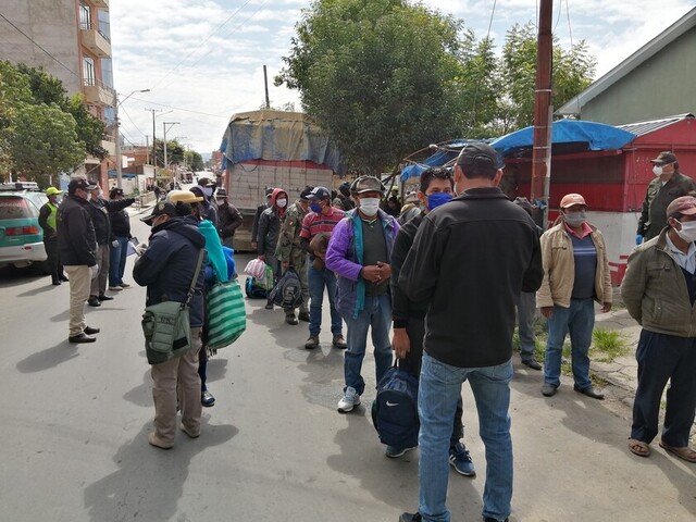 Liberan a productores agrícolas arrestados