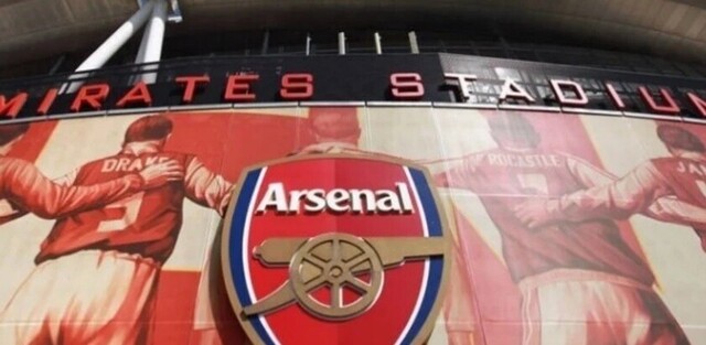 El Arsenal reduce los salarios de su primer plantel