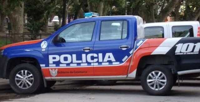 Detienen a 4 policías que violaron cuarentena en Catamarca