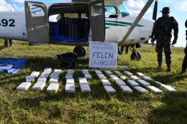 Aprehenden a 3 personas con más de 400 kilos de droga en Beni