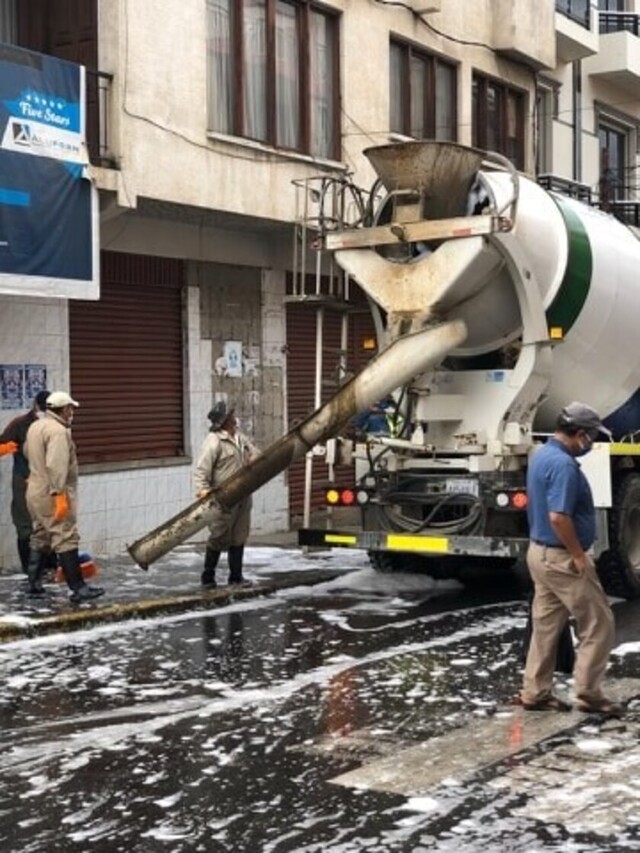 "Unidos limpiando nuestras calles": campaña de desinfección en Tarija