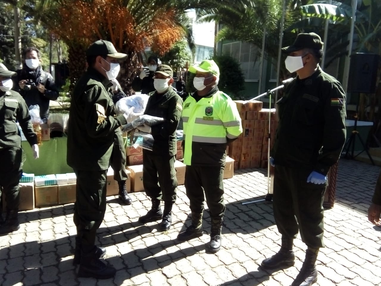 Policía en Tarija recibe insumos de bioseguridad