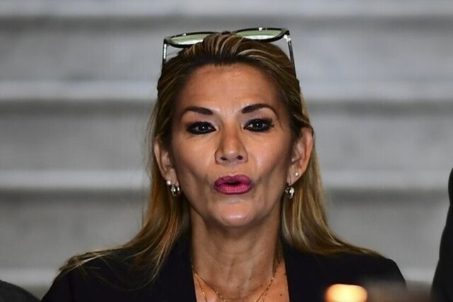 Áñez presenta Acción de Cumplimiento en contra de senadores por ascensos en las FFAA