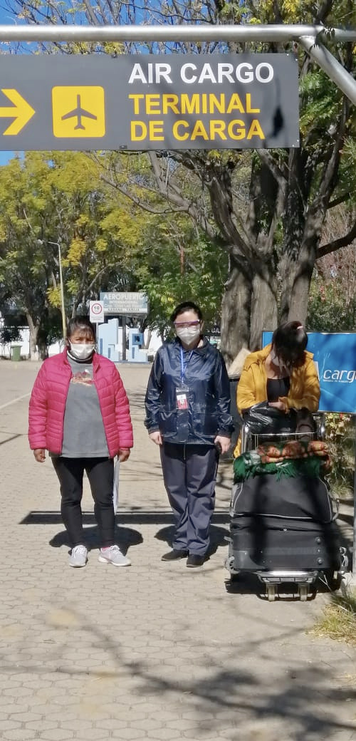 Defensoría posibilita que una madre se reencuentre con sus hijos en Yacuiba