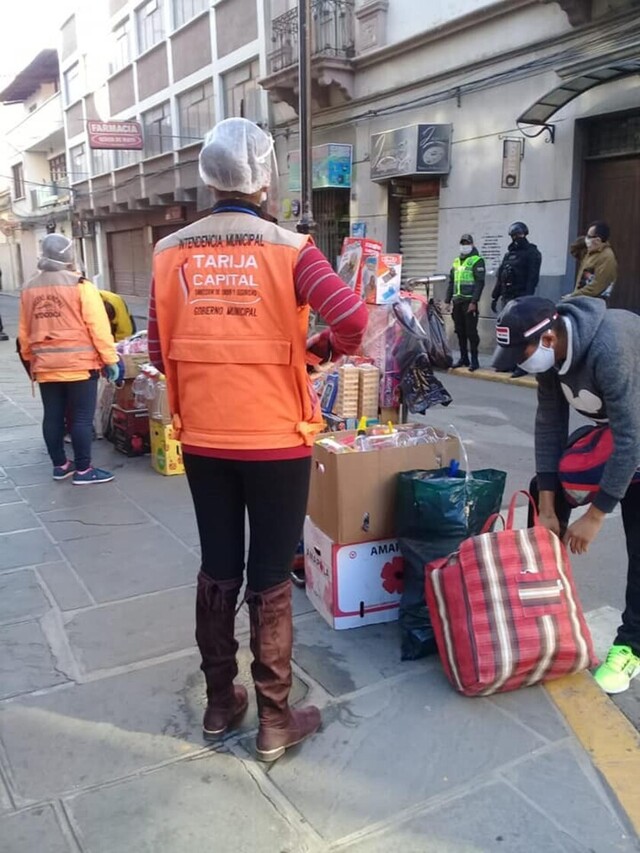 Tarija: Intendencia desaloja cuatro ferias “ilegales” en diferentes barrios