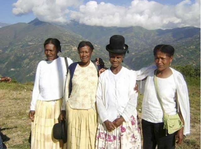 Bolivia: Las mujeres, entre el riesgo del Covid y la urgencia de sobrevivir