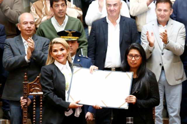 Áñez pide a Copa estudio epidemiológico que usó para proponer elecciones en septiembre