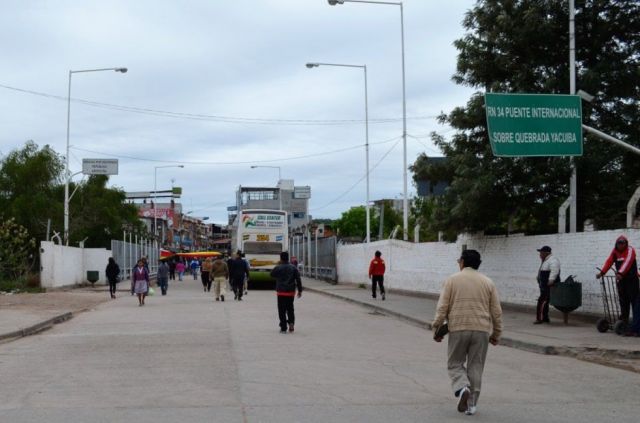 Cívicos exigen que repatriados realicen cuarentena en sus municipios de origen y no en Yacuiba