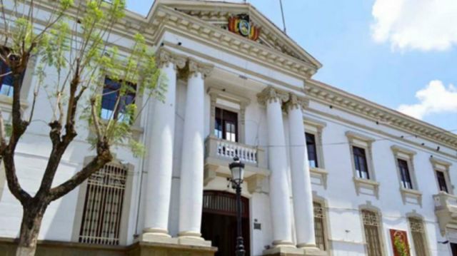 El 15 de junio retoma actividades la función pública en Tarija