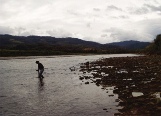 Arrestan a 6 hombres a orillas del río Tarija en Bermejo