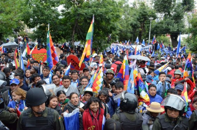 MAS denuncia que el Gobierno quiere proscribir su participación en las elecciones 