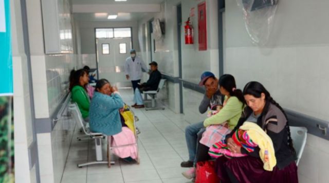 En El Alto no descartan cerrar los hospitales