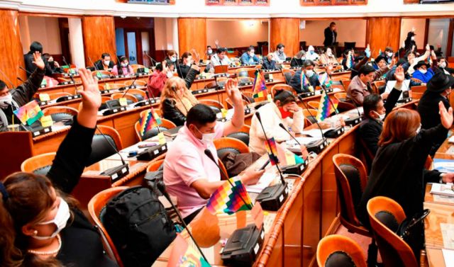 Diputados sancionan Ley de Estados de Excepción