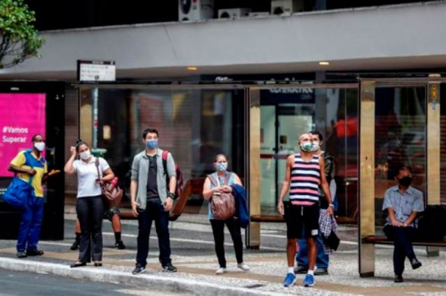 Brasil se aproxima “inevitablemente” al millón de casos
