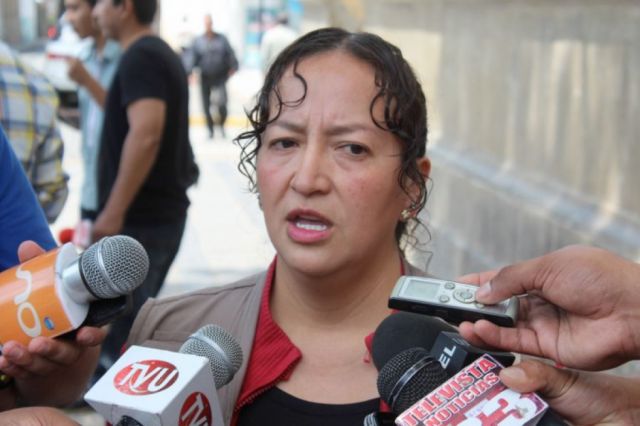 Gremiales de Tarija reciben alimentos para "subsistir" el encapsulamiento