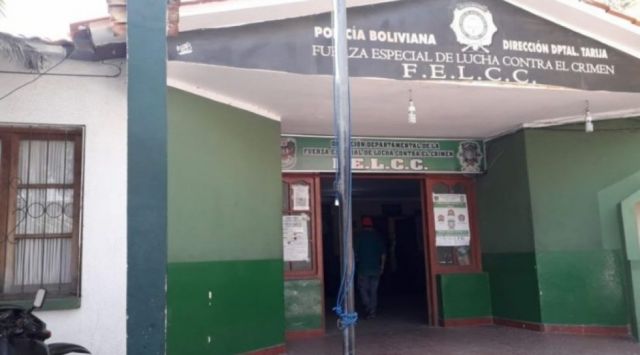 Mujer hurtó las ganancias de una vendedora