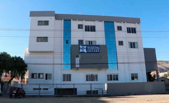 Paciente de Covid se lanza del tercer piso de un hospital de Cochabamba y pierde la vida