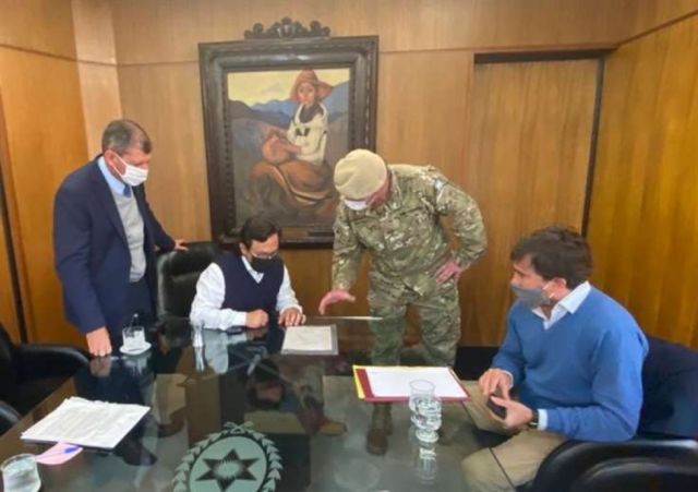 Argentina desplegará su Ejército en la frontera con Bolivia para evitar casos de Covid