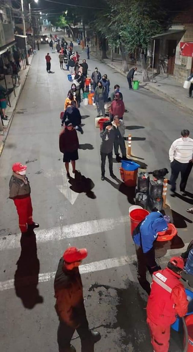Población en Tarija sale a las calles a la espera de la dotación de agua