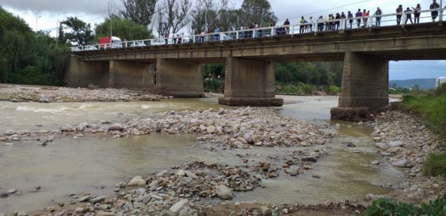 Las memorias del icónico  puente San Martín de Tarija