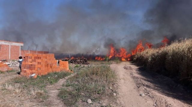 Incendio consume 10 hectáreas de pastizales en Bermejo