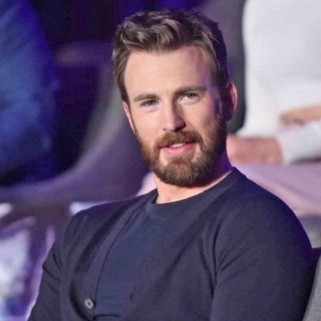Chris Evans  demuestra su  caballerosidad