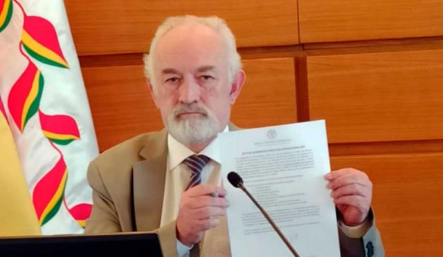 Presidente del Banco Central da positivo a Covid-19 