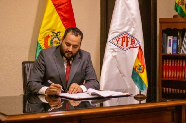 Expresidente de YPFB revela que la estatal tenía dos gerentes ‘inamovibles’ con el aval de la Presidenta