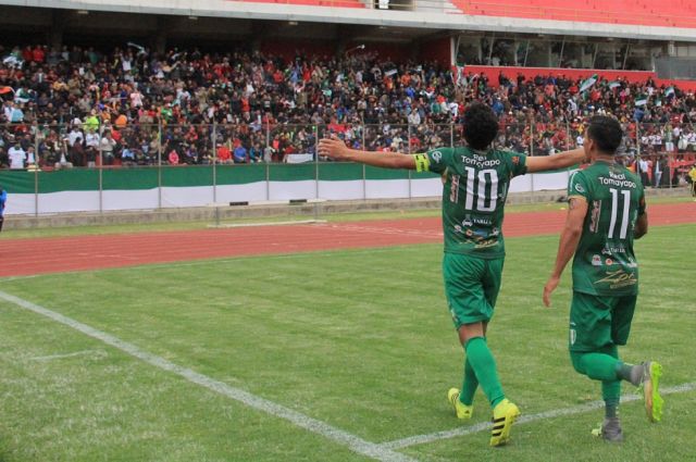 El cambio de look del “Zurdo” Valencia en cuarentena 