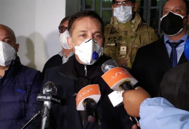 Ministerio de Salud autoriza contratación de 5 mil profesionales graduados en medicina