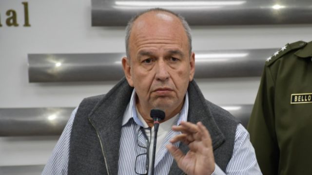 Murillo aclara sus dichos sobre expropiación de cementerios y hospitales privados
