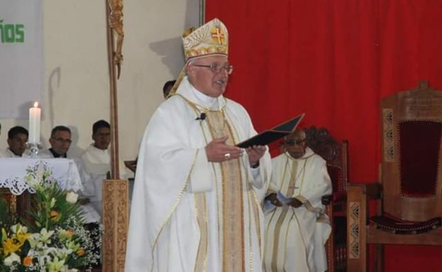 Tras ser internado por Covid, fallece el Obispo de El Alto