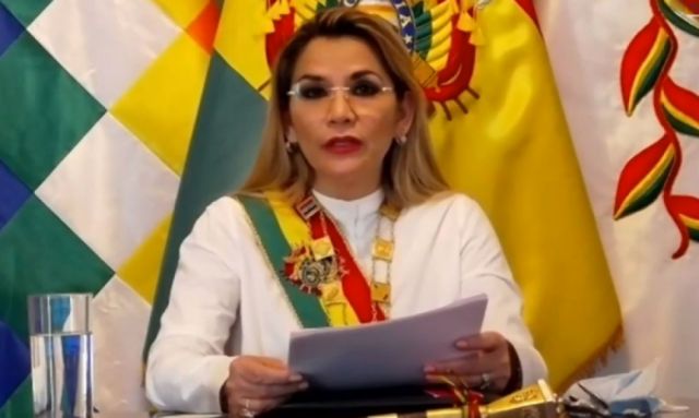 Áñez pide a la ALP liberar fondos para Bono Salud