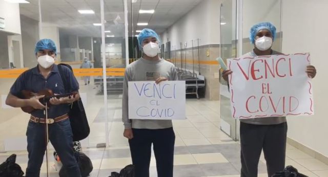 Al ritmo de la Llorona Abajeña, personal médico de Yacuiba dieron de alta a pacientes que vencieron el Covid-19