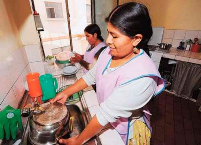 Trabajadoras del hogar tropiezan con nuevas condiciones laborales