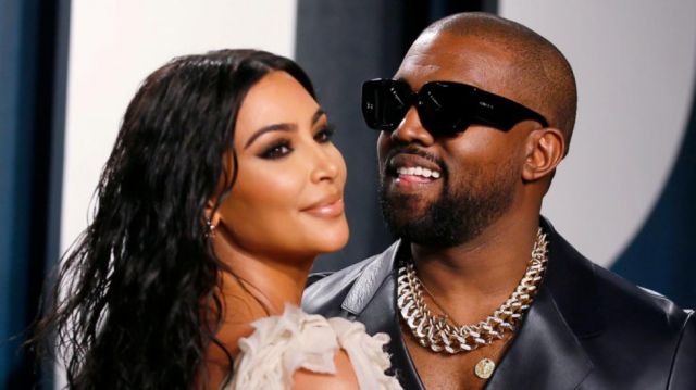 Kanye West borra un tuit en el que dice que está intentando divorciarse de Kim Kardashian