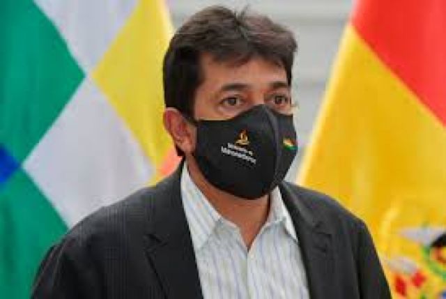 Ministro Zamora dió negativo a los análisis de Covid-19