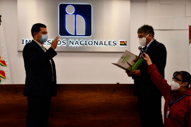 Posesionan al nuevo presidente del SIN