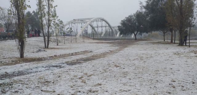 Amores a 3 grados bajo cero de un día nevado en Tarija