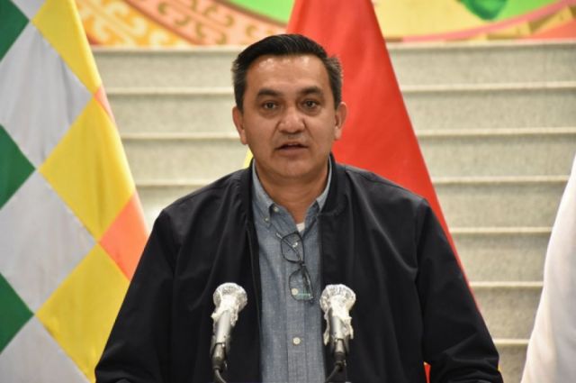 Gobierno se reunirá con comisión legislativa para analizar créditos internacionales