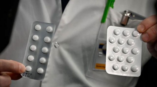 Docentes reciben medicinas para “prevenir” el Covid-19