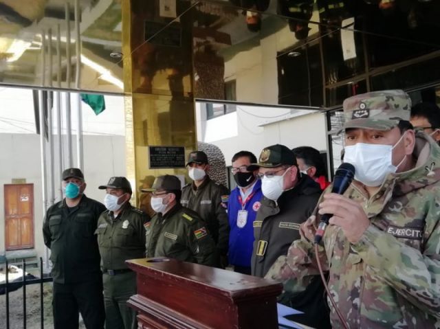 FFAA y Policía piden solucionar conflictos en el país mediante el diálogo