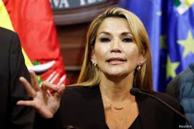 Áñez promulgará nueva ley de elecciones este jueves a las 16:00 horas