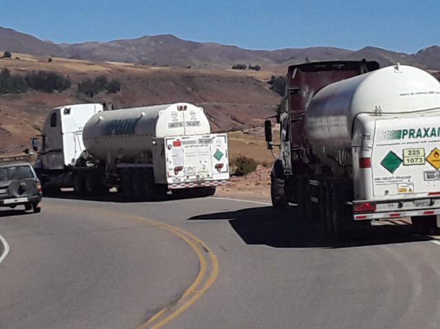 Oxígeno llega a Oruro y otra parte continúa viaje hacia La Paz