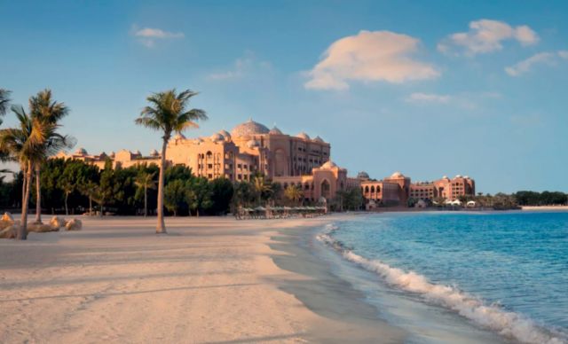 Así es el lujoso hotel de Abu Dhabi en el se hospedaría Juan Carlos I tras abandonar España