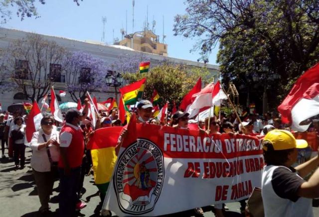 Maestros de Tarija esperan diálogo, desconocen si despidos serán revertidos