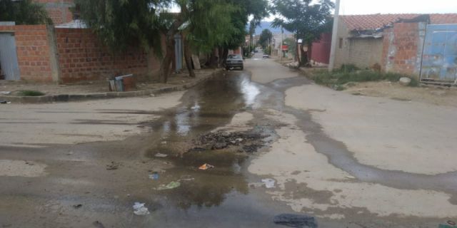 El olor a “heces” invade otra vez las calles de San Jorge I