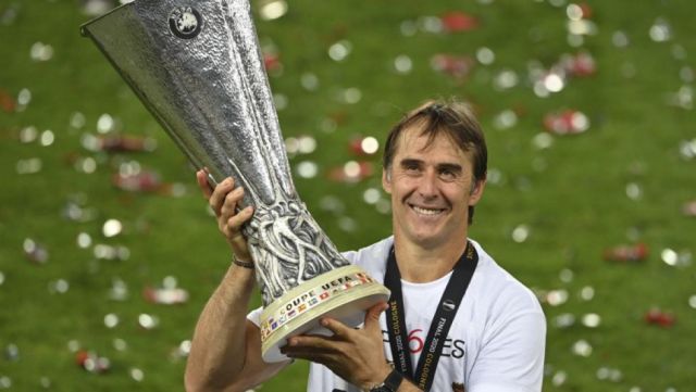 Lopetegui: “Esto va por Reyes, puerta y los sevillistas”